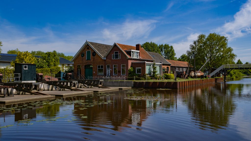 Gastvrouwen en/of gastheren – Historische Scheepswerf